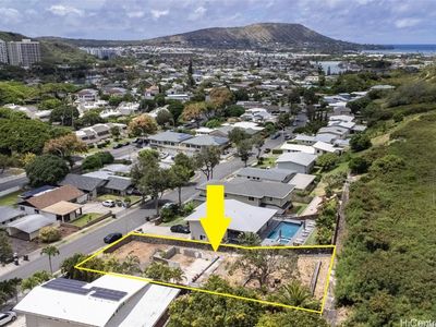 576 Pepeekeo Pl, Honolulu, HI, 96825