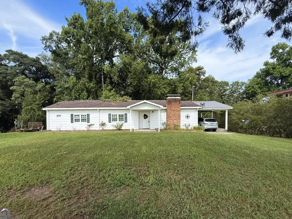 159 Cypress Lake Dr, Statesboro, GA 30458