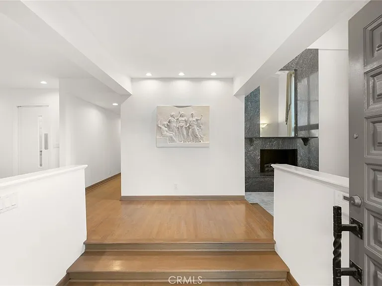 953 Via Del Monte — Photo 10