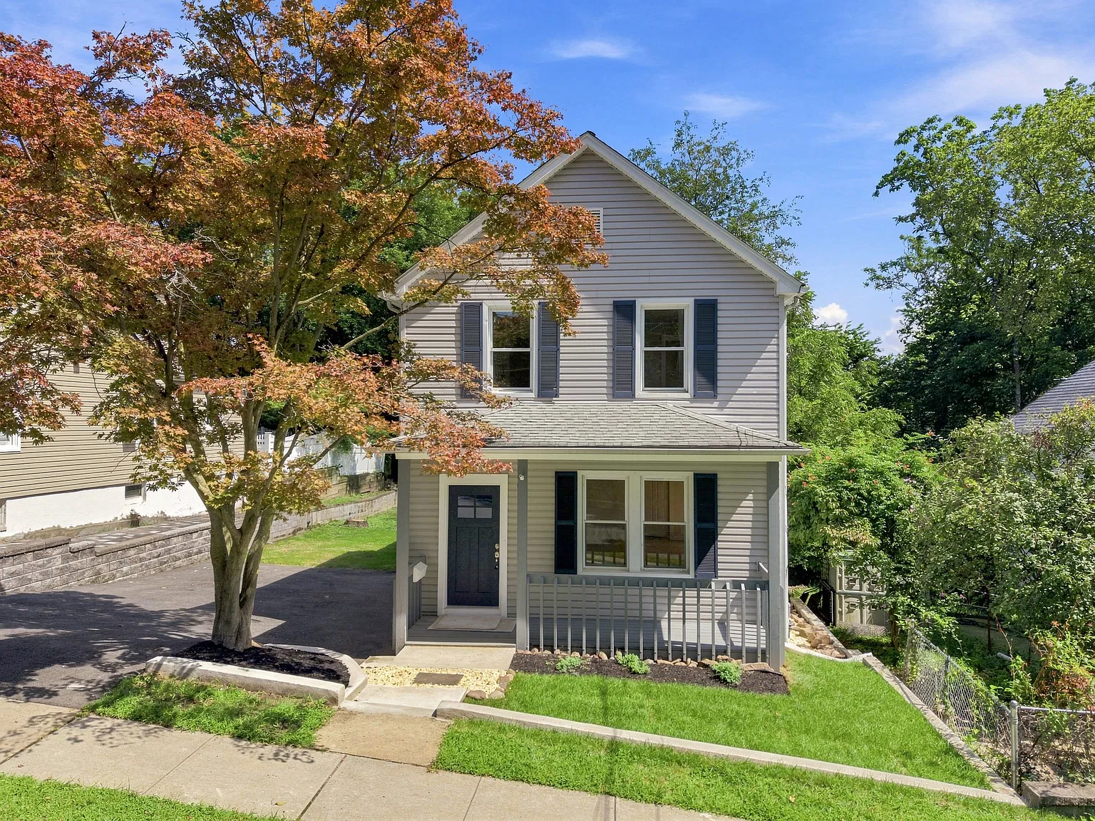 3 bed, 1.5 bath, 1400 sqft, $3,900 — Photo 1