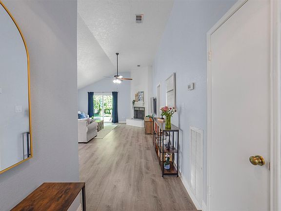 5th image of 10546 Waving Fields Dr