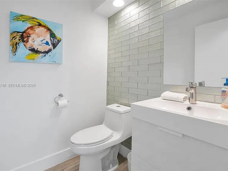 234 Waterside Dr #234 — Photo 4