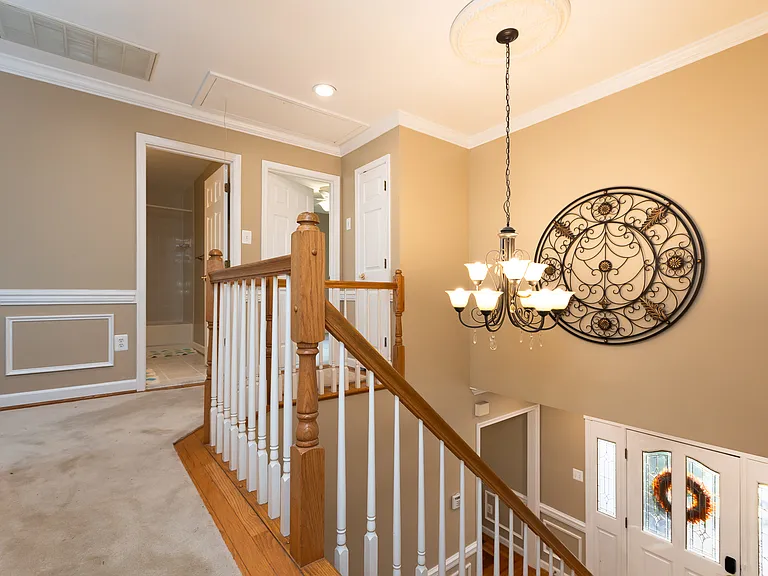 13576 Highland Rd — Photo 53