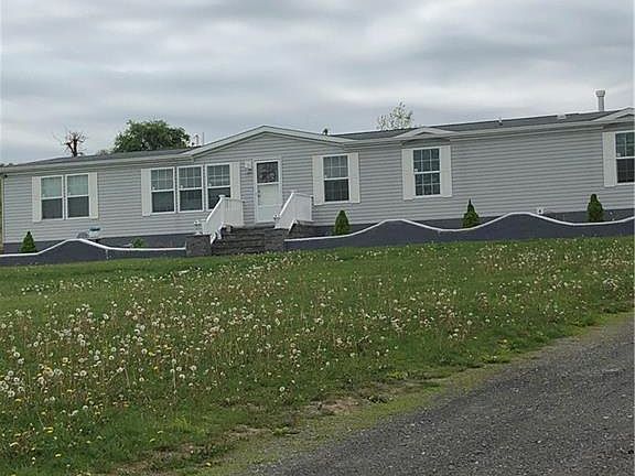 3rd image of 68 Mulberry Ln