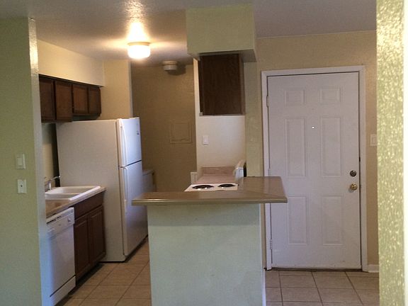 Kitchen & Front Entry