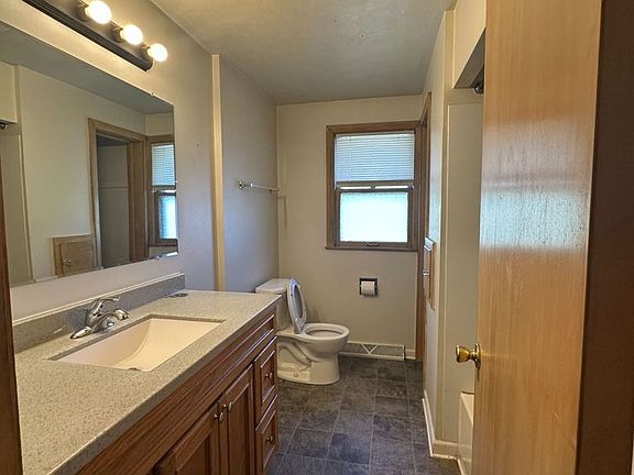 5th image of 3101-3101A W Morgan Ave