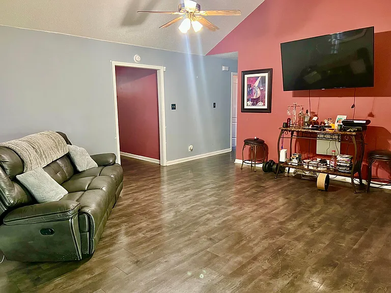 3722 Trenton Rd — Photo 6