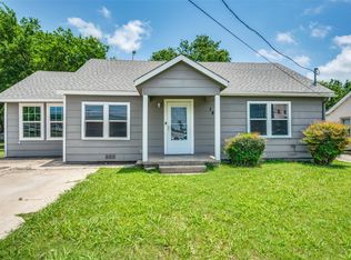 1814 Refinery Rd, Gainesville, TX 76240