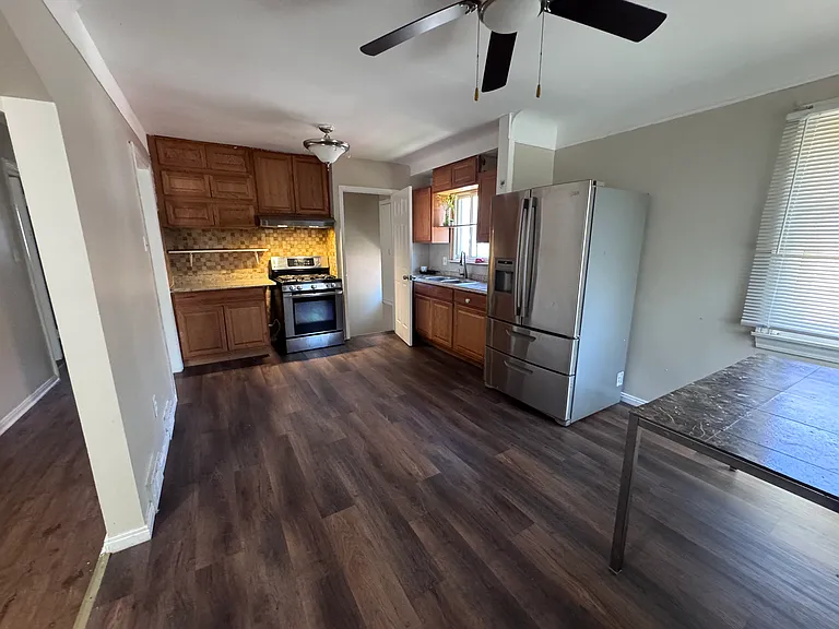 8227 Riverview St — Photo 6