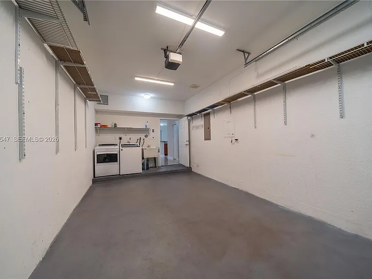 5327 SW 40th Ave — Photo 21