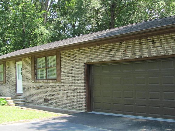 2nd image of 263 Janet Dr