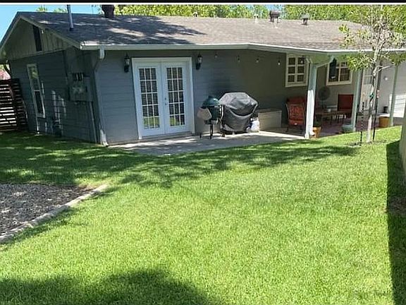 2nd image of 3003 Birdwood Cir