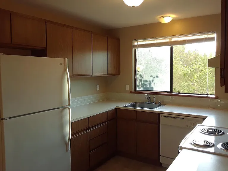2713 SE Sedgwick Rd — Photo 15
