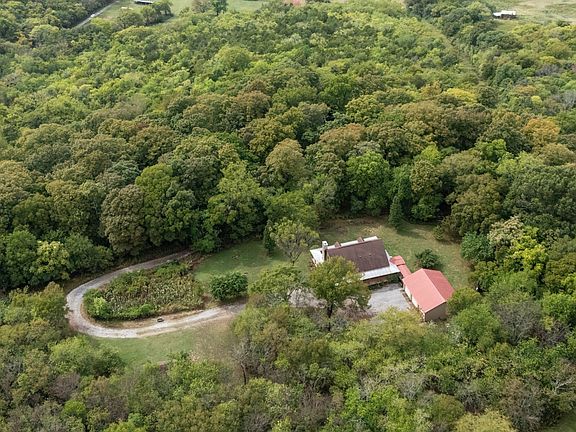 36th image of 1746 Molly Hollow Rd