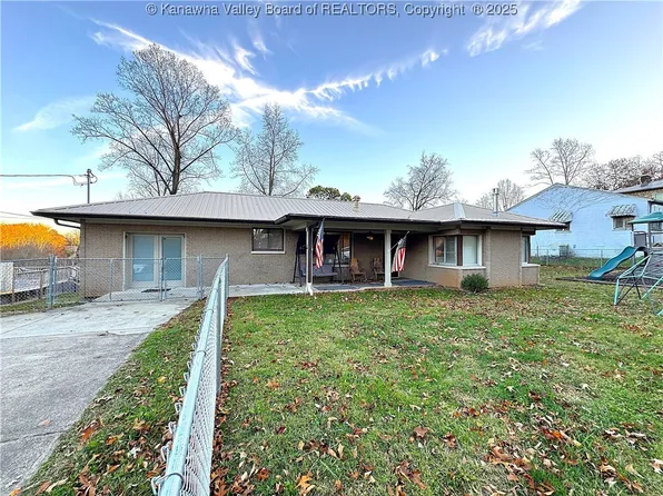 1100 Chestnut St, South Charleston, WV 25309