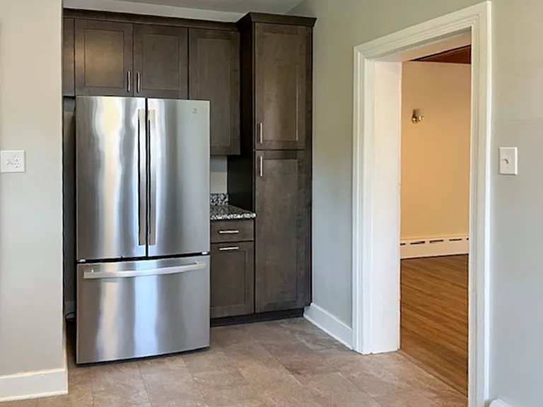 822 S Duke St — Photo 3