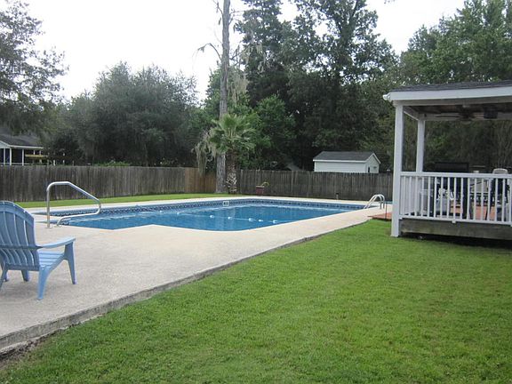 1429 Sterling Oaks Backyard Pool view