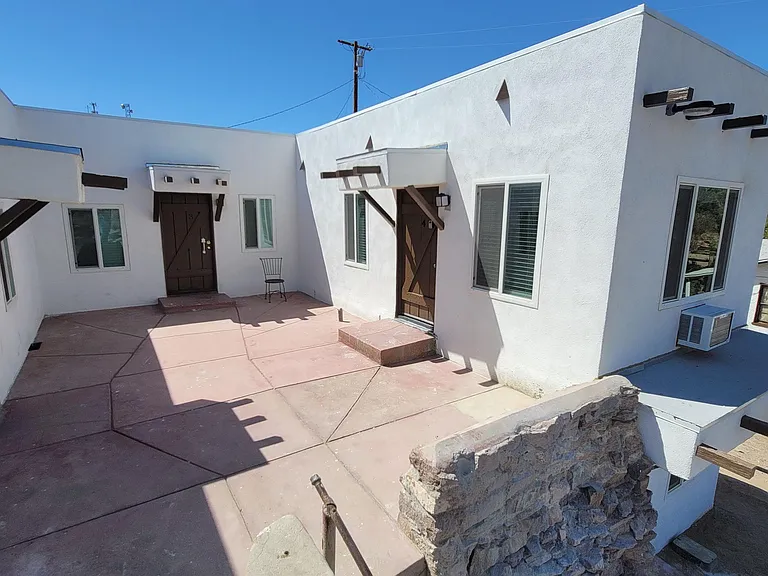 200 W White St — Photo 14