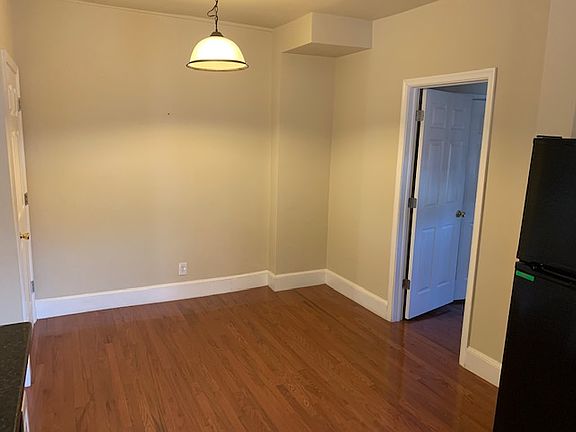 4th image of 1411 N Harrison St APT 2