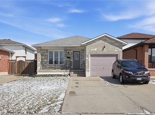 513 Rexford Dr, Hamilton, ON L8W 3C1