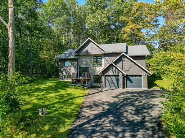 120 William St, Parry Sound, ON P2A 1V8