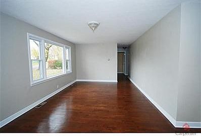 5th image of 641 Lakeview Dr