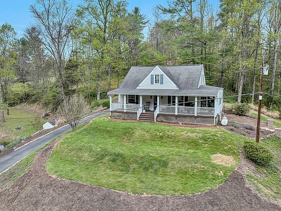 3rd image of 6923 Old Mill Rd