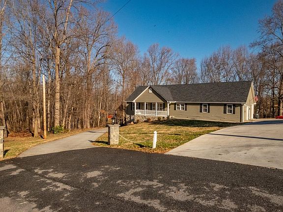 2nd image of 134 Walton Dr