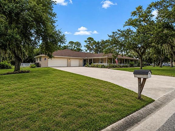 3rd image of 608 WOODVIEW WAY