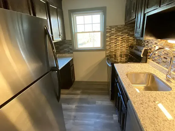 A30 Hillside St #30-A17, East Hartford, CT 06108