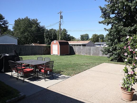 2nd image of 7512 E Chandler Ave