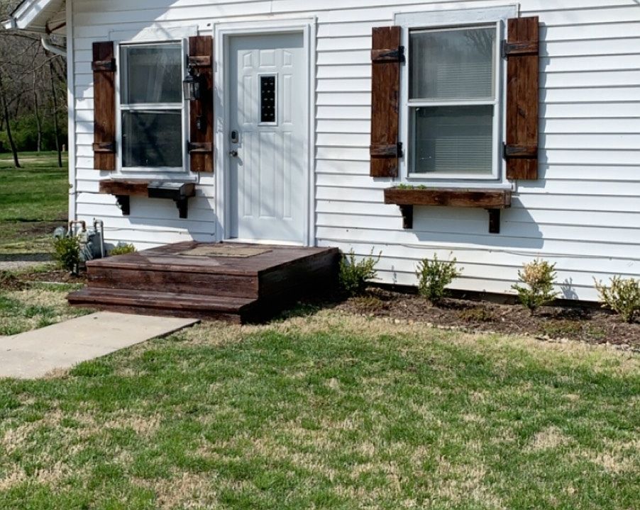 1st image of 311 W Kump St