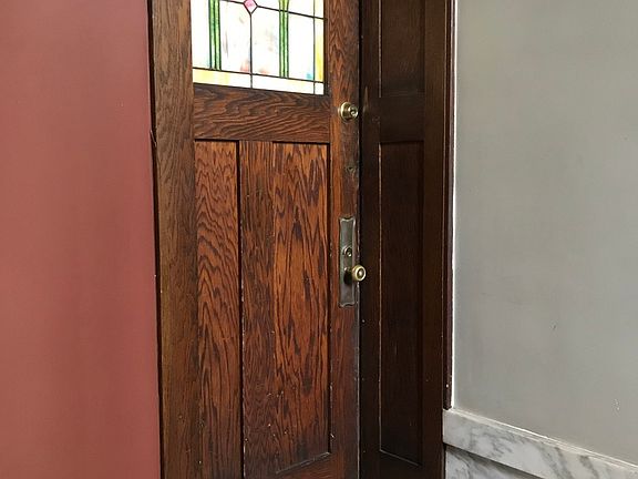 2nd image of 258 Pleasant St APT 1