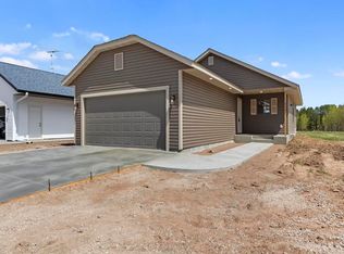 402 Cardinal St, Mora, MN 55051