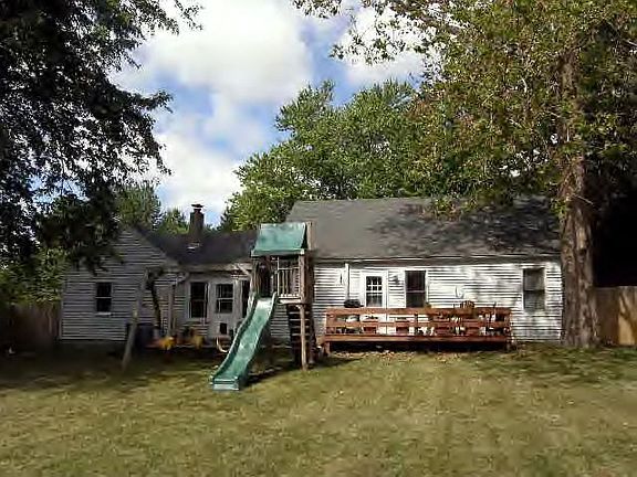 Home for Sale in Decatur, IL $67,877