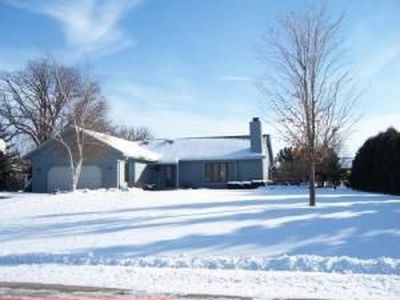 1243 Larkspur Dr, Kansasville, WI, 53139