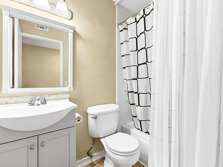 11770 Treeview Pl — Photo 10