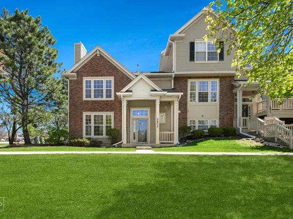 2673 N Greenwood Ave, Arlington Heights, IL 60004