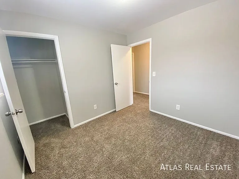 1885 Nueva Vista Dr — Photo 7