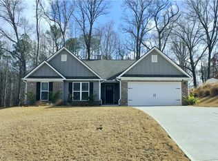 41 Meagan St, Statham, GA 30666