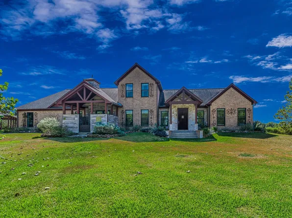 100 Pecan Grove Rd, Sealy, TX 77474