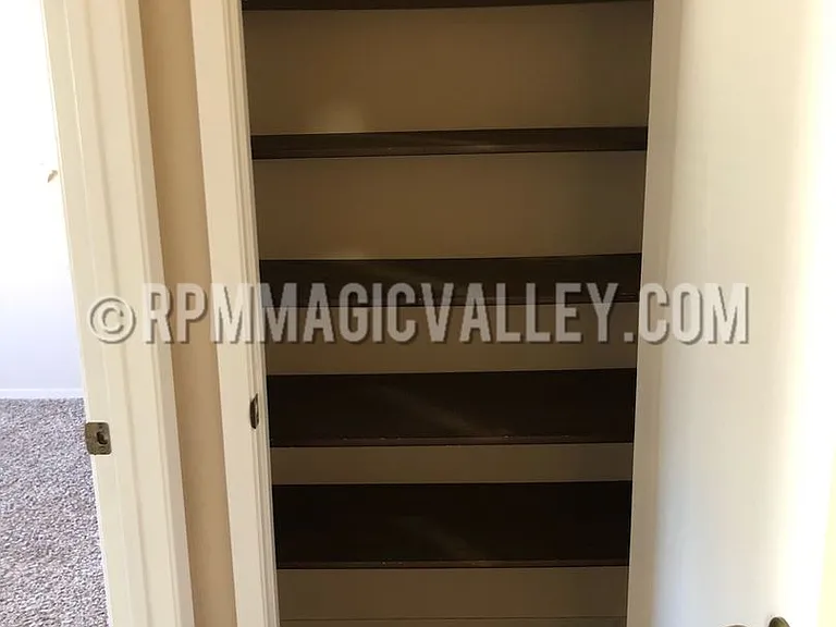 747 Meadows Dr #2 — Photo 24
