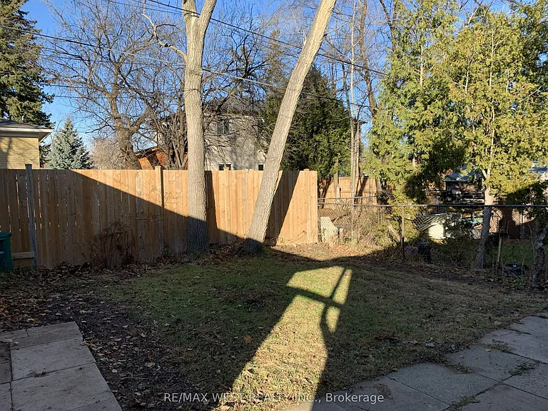 241 Ashlar Rd — Photo 12
