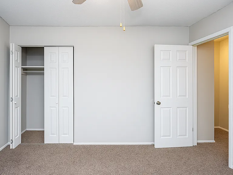 100 Regency at Clemson — Photo 14