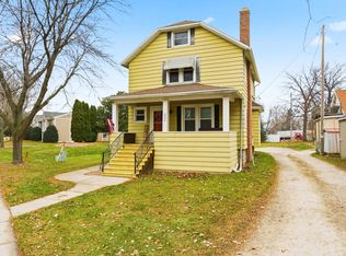 609 W Scott St, Fond Du Lac, WI 54937