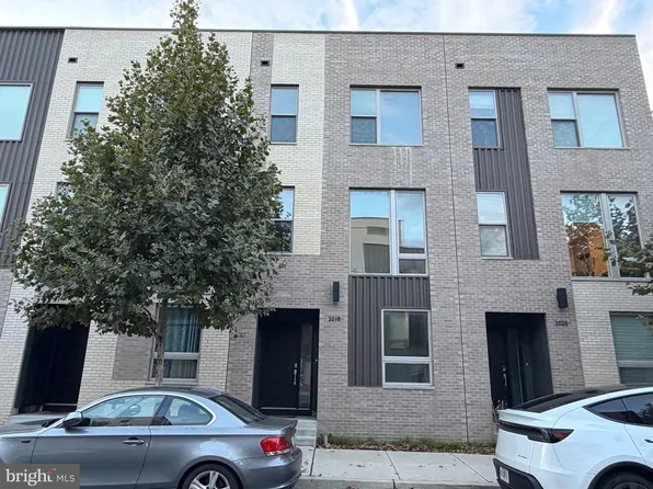 2018 Northbank Pl, Philadelphia, PA 19125