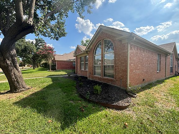 2nd image of 4021 Desert Mountain Dr