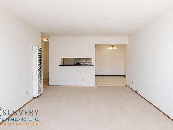 3rd image of 2229 McGee Ave APT F