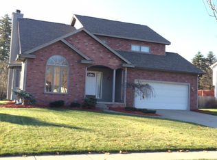 5101 Natalie Ct, Midland, MI 48640