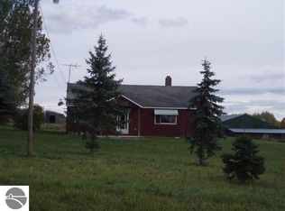 3510 N Beechwood Rd, Rose City, MI 48654